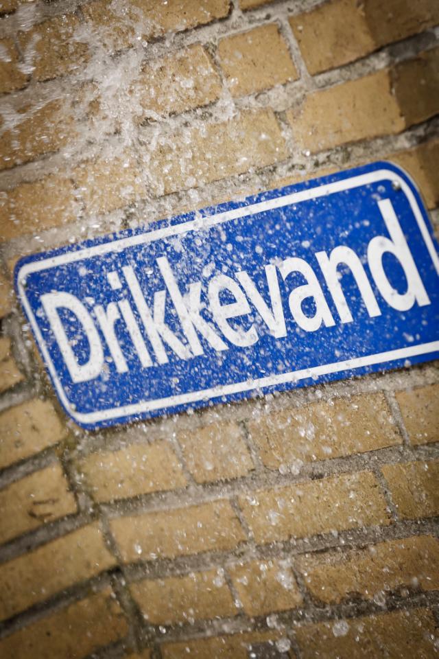 Et skilt med teksten